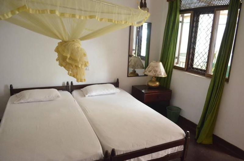 Kandy Inn Madugalle'S Family Guest House Eksteriør bilde