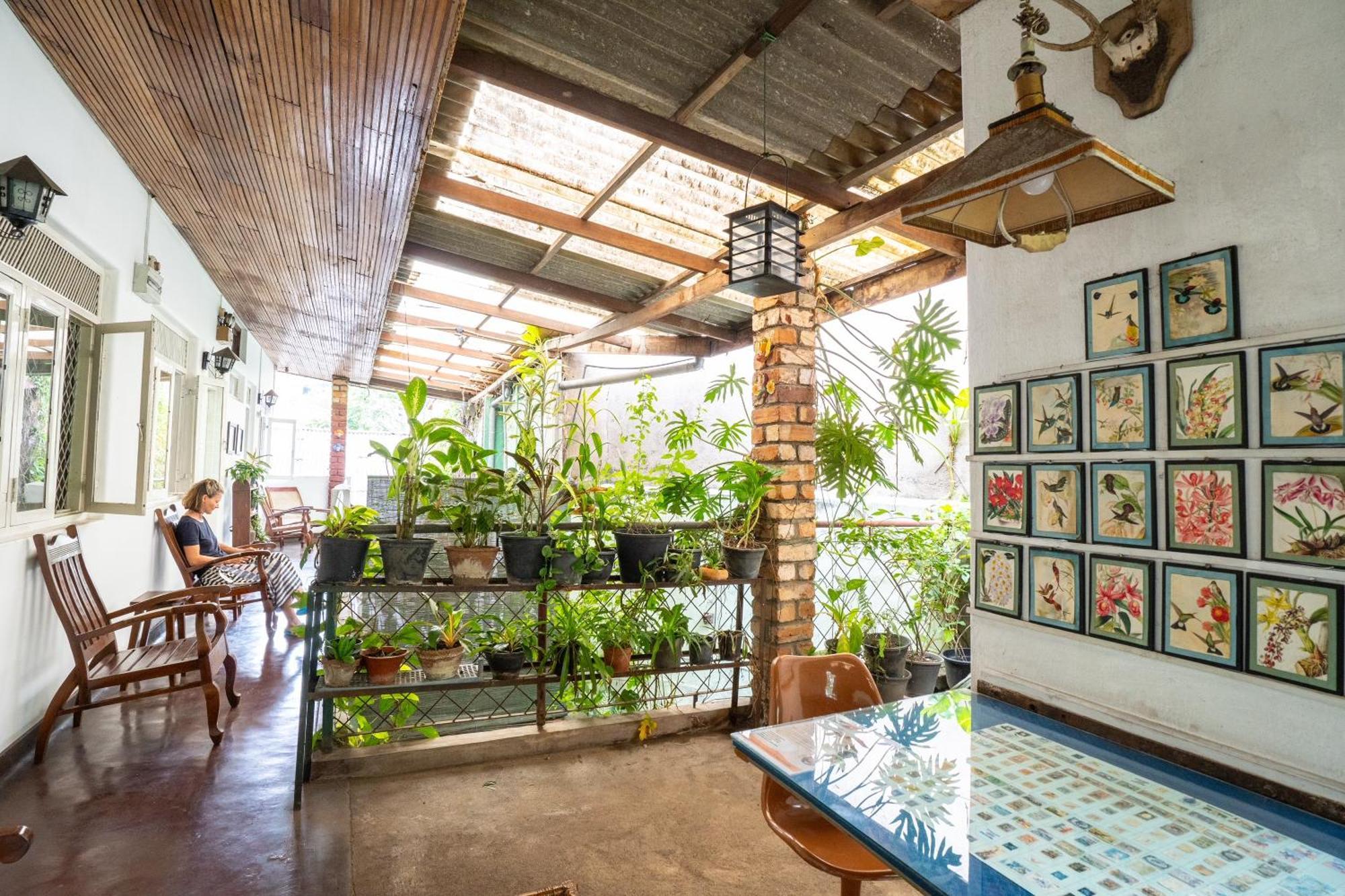 Kandy Inn Madugalle'S Family Guest House Eksteriør bilde